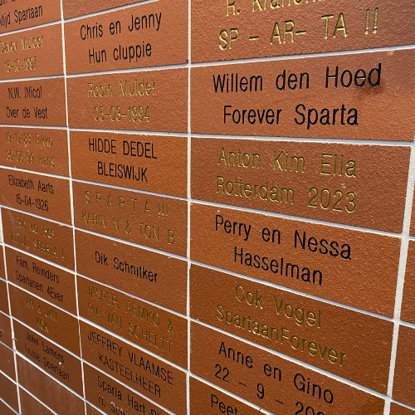 Afbeeldingen van Monumentsteen Wall of Legends & Fans