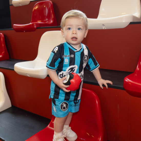 Afbeelding van ODE AAN DE DERBY SHIRT JR 24-25