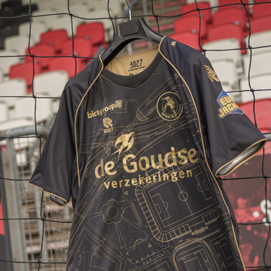 Afbeelding van Wedstrijdgedragen tenue van  Oufkir, rugnummer 11